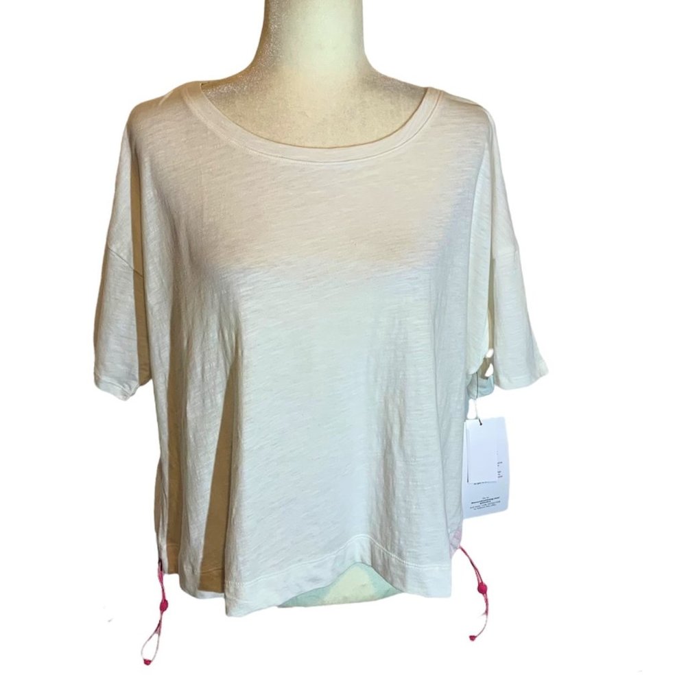Activology Side Pull Tab Cropped Tee. New With Tickets. Sze XL
